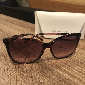 Michael Kors pink tortoise & rosegold sunglasses